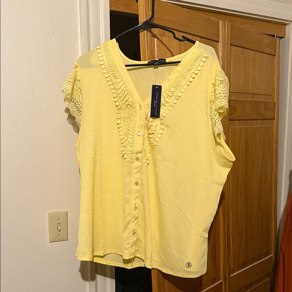 Adrienne Vittadini Yellow Crochet Accent Blouse